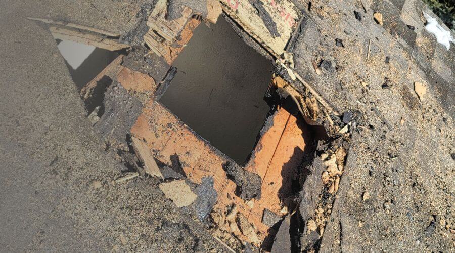 Why choose water damage restoration service for storm damage restoration in Deale